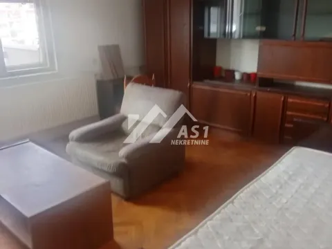 Stan in Bulevar Oslobodjenja