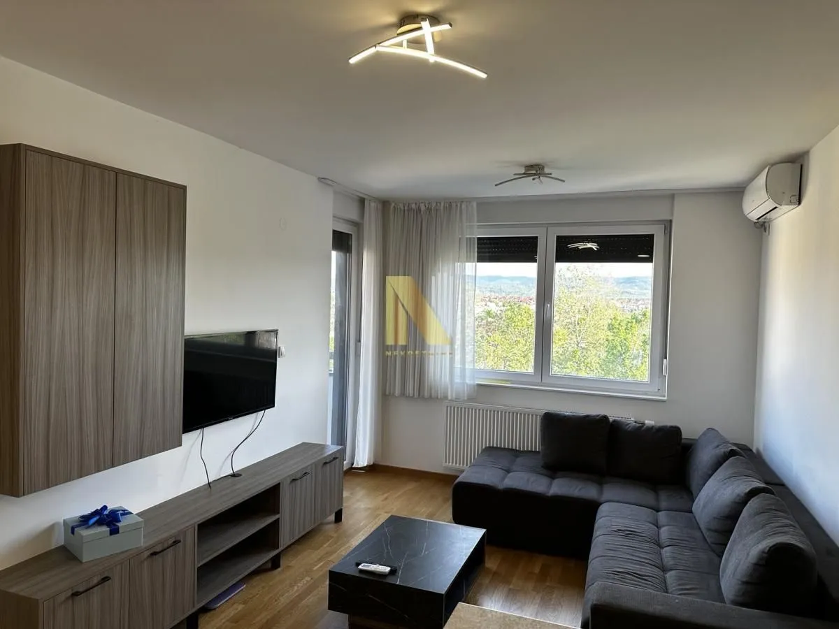 Izdavanje, dvosoban stan, 47m², Novo naselje, Novi Sad