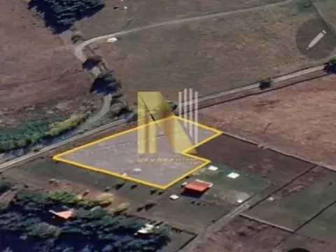 Zemljište in Požega