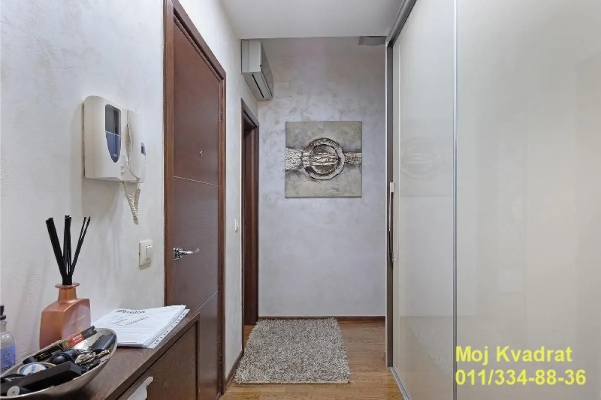 Sale, four bedroom apartment, 123m², Čukarica, Beograd
