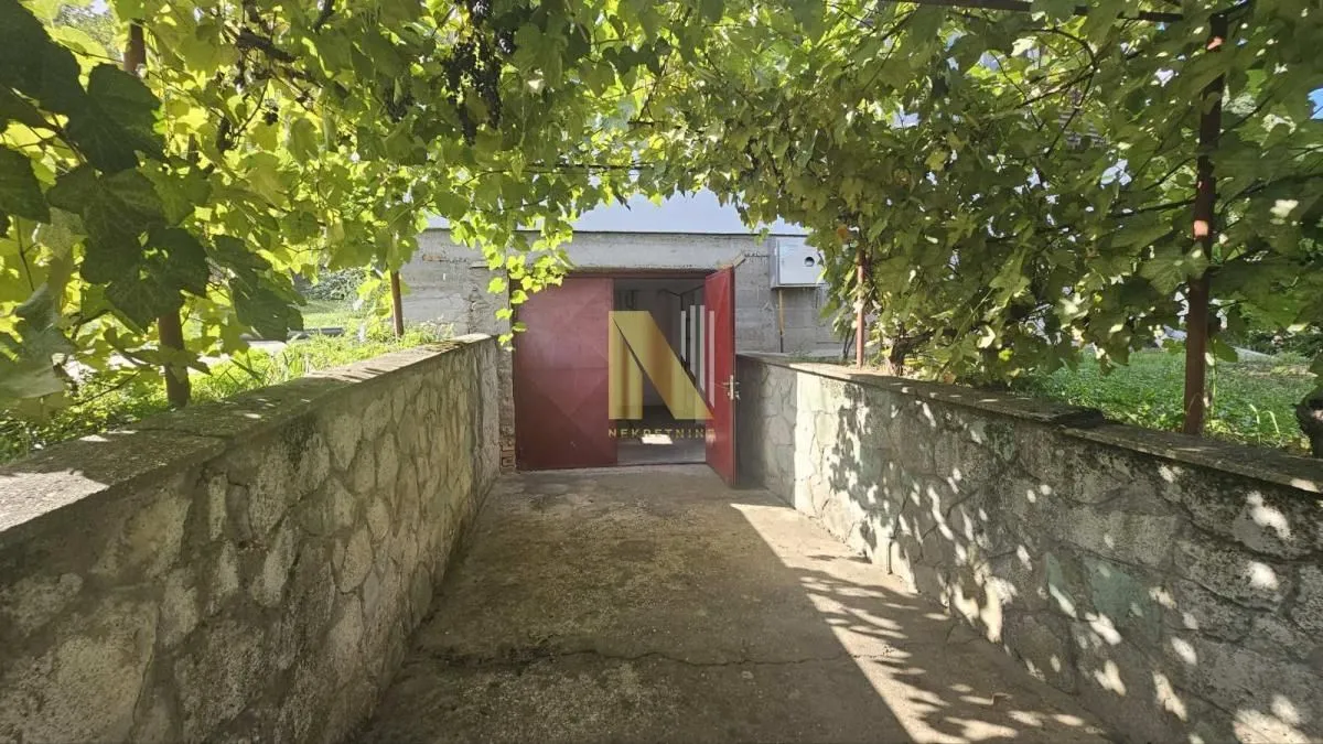 Prodaja, kuća, 72m², Ledinci, Petrovaradin