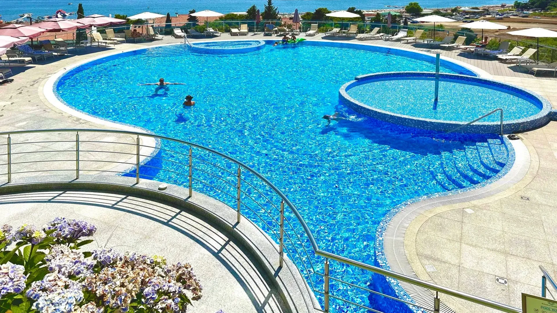 Sale, apartment, 95m², Bečići, Budva