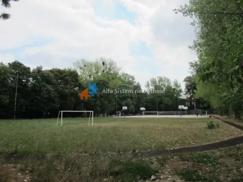 Izdavanje, trosoban stan, 90m², Savski Venac, Beograd - image 13