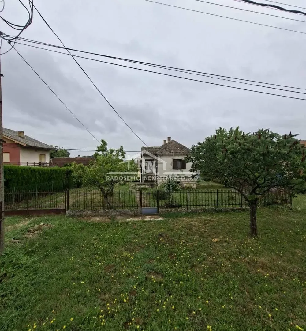 Sale, house, 76m², Čukarica, Beograd