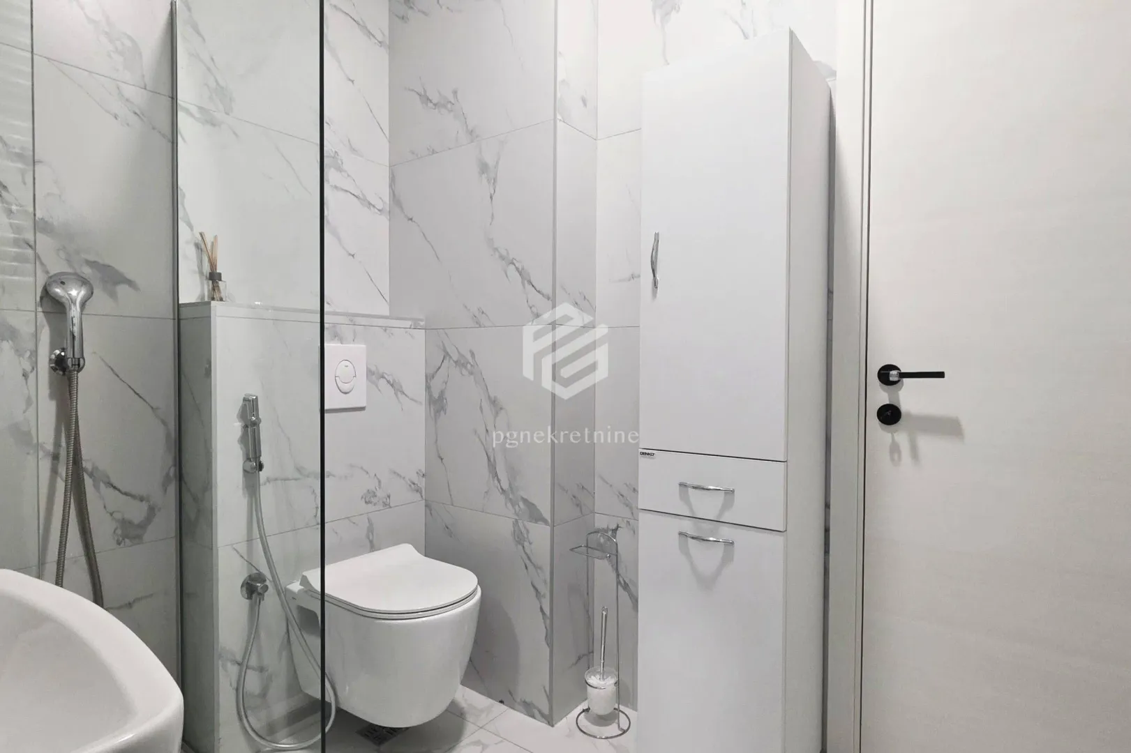 Rent, two bedroom apartment, 64m², Stari Aerodrom, Podgorica