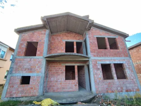 Prodaja, kuća, 300m², Podgorica, Crna Gora - image 2