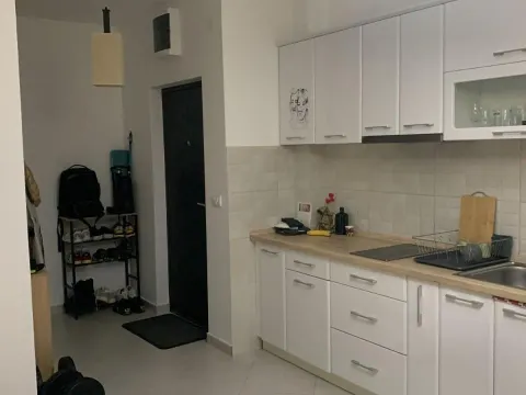 Sale, one bedroom apartment, 47m², Bečići, Budva - image 9