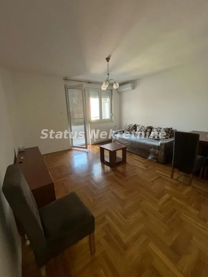 Izdavanje, dvosoban stan, 48m², Bulevar Oslobodjenja, Novi Sad Sve Podlokacije