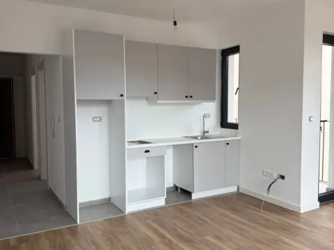 Sale, two bedroom apartment, 52m², Podkošljun, Budva - image 2