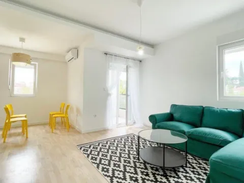 Rent, two bedroom apartment, 60m², Centar, Podgorica - image 8