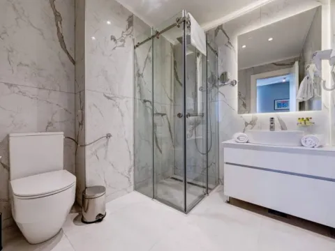 Prodaja, ugostiteljski objekat, 2800m², Danilovgrad, Crna Gora - image 36