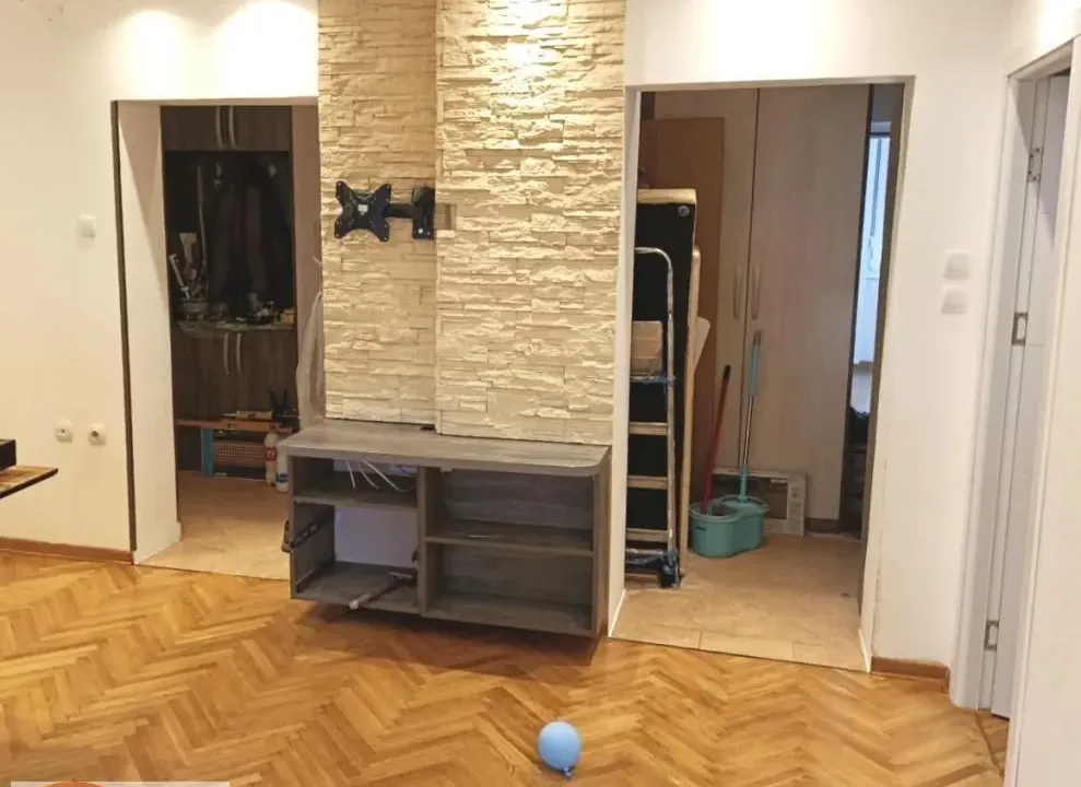 Sale, three bedroom apartment, 66m², Crveni Krst, Beograd