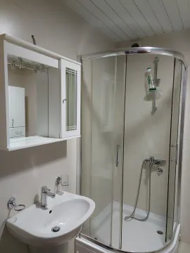 Izdavanje, jednosoban stan, 55m², City Kvart, Podgorica - image 7