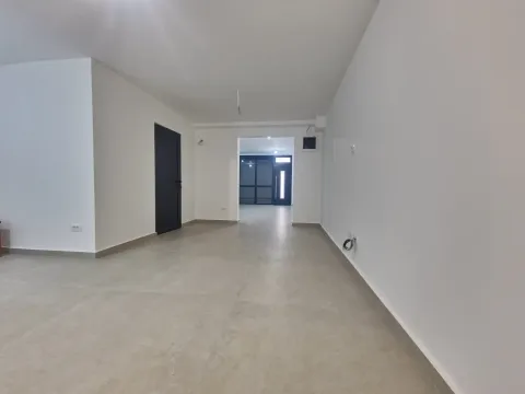 Rent, office space, 68m², Budva, Crna Gora - image 1