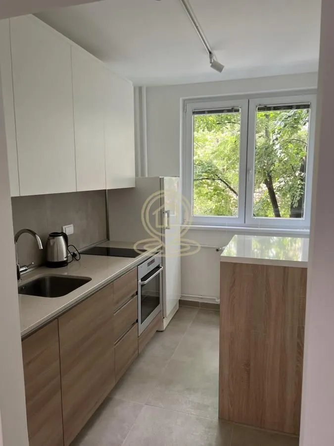 Rent, two bedroom apartment, 54m², Kalenić Pijaca, Vračar Sve Podlokacije