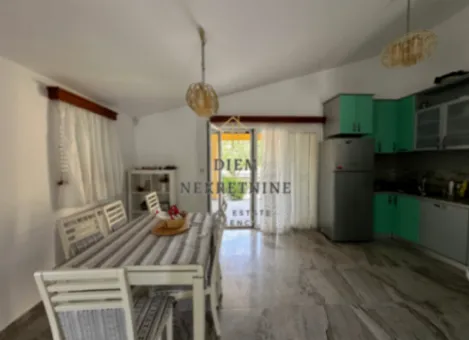 Izdavanje, kuća, 165m², Farmaci, Podgorica - image 5