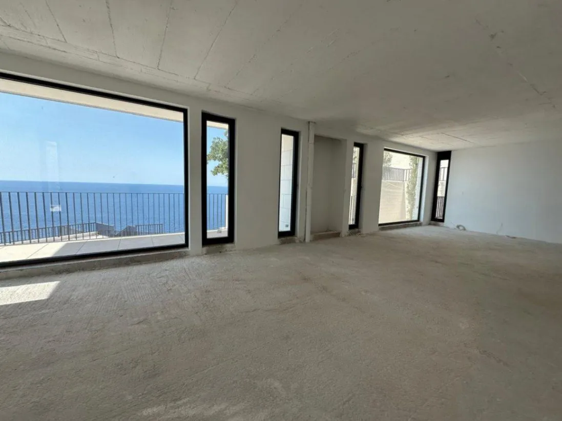 Sale, house, 443m², Reževići, Budva