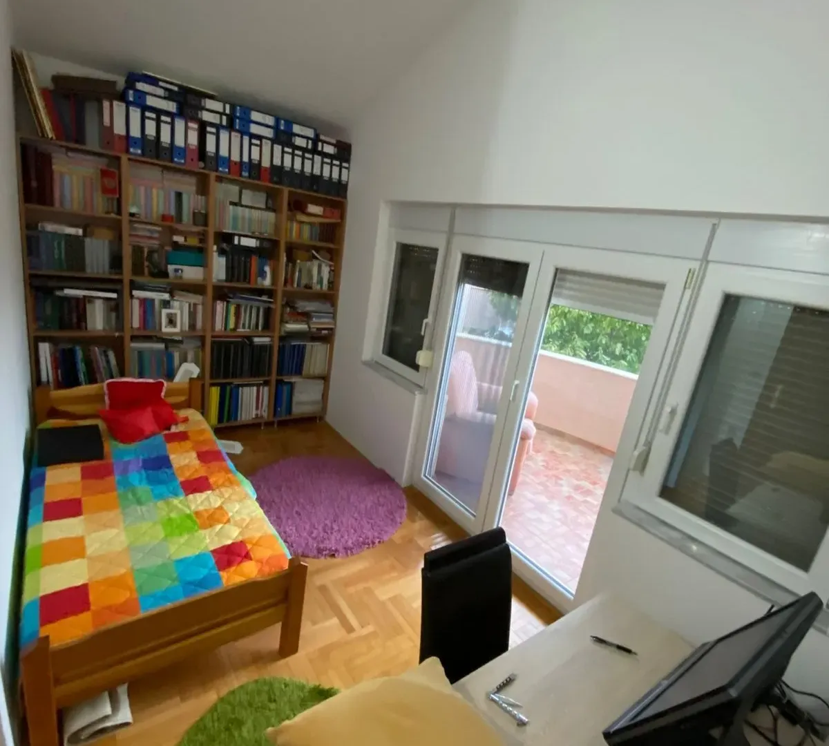 Izdavanje, kuća, 250m², Karaburško Polje, Podgorica