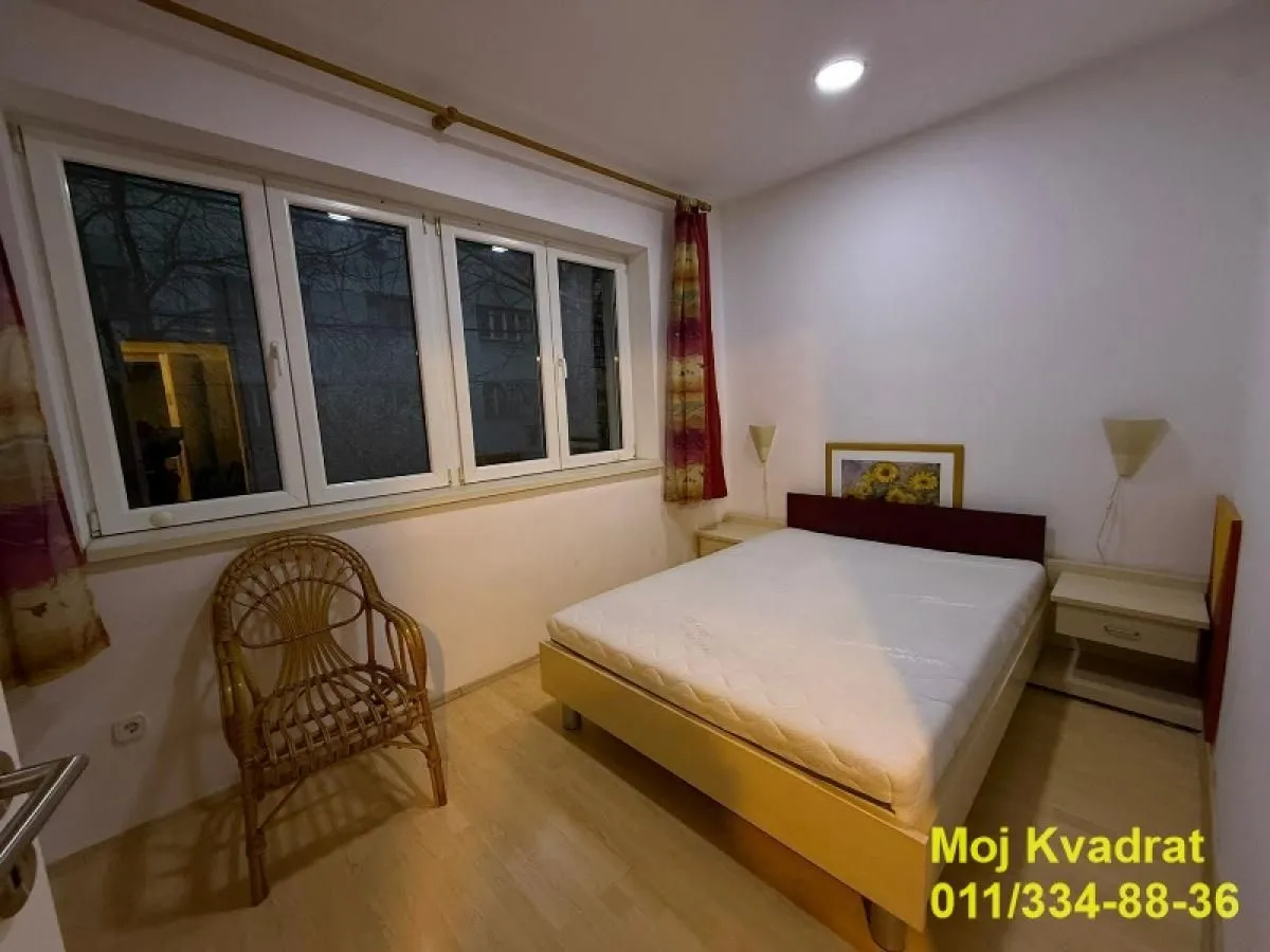 Prodaja, dvosoban stan, 45m², Vračar Sve Podlokacije, Beograd