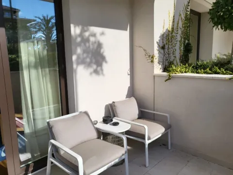 Sale, one bedroom apartment, 88m², Tivat, Crna Gora - image 8