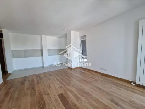 Izdavanje, trosoban stan, 84m², Novi Beograd Blok 65, Novi Beograd Sve Podlokacije - image 2