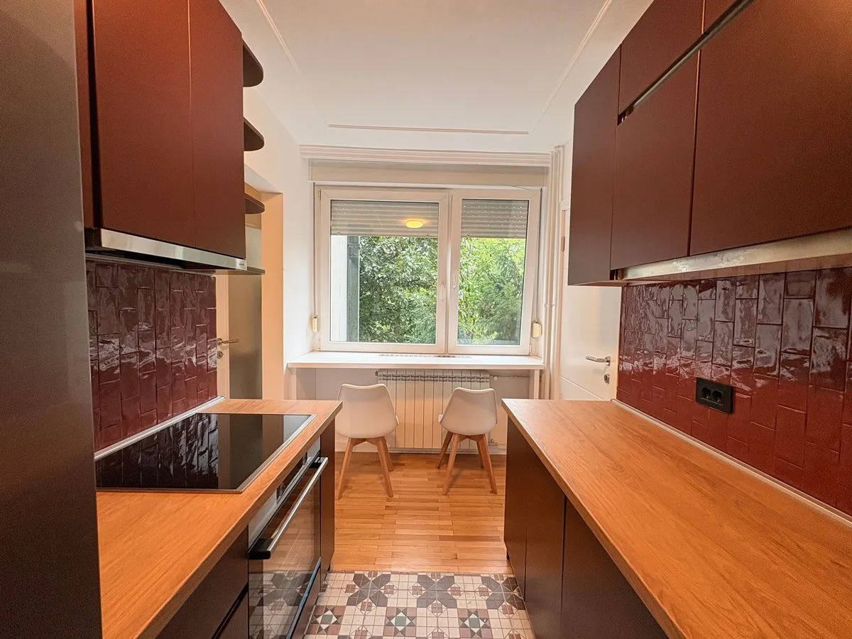 Rent, two bedroom apartment, 42m², Crveni Krst, Beograd