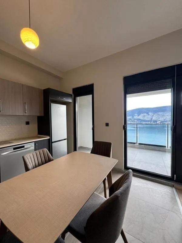 Prodaja, dvosoban stan, 86m², Topla, Herceg Novi