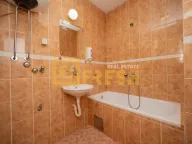Izdavanje, poslovni prostor, 1000m², Centar, Podgorica - image 24