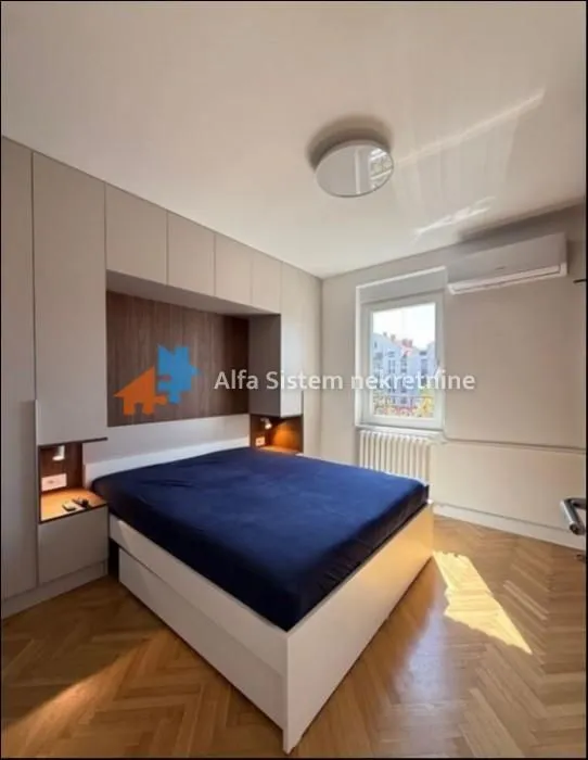Izdavanje, četvorosoban stan, 90m², Bezanijska Kosa 2, Bežanijska Kosa Sve Podlokacije