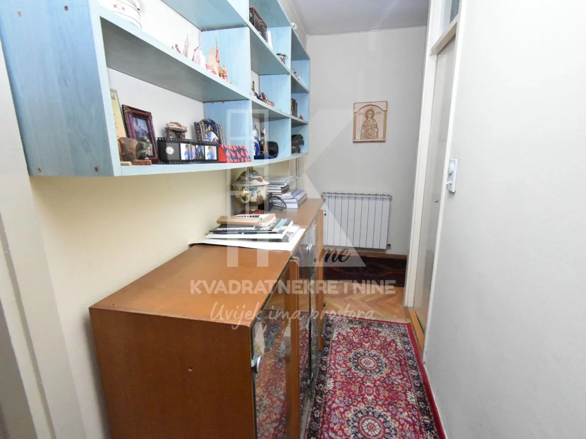 Prodaja, četvorosoban stan, 120m², Blok 7, Podgorica