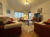 Izdavanje, dvosoban stan, 80m², Stari Aerodrom, Podgorica - image 1