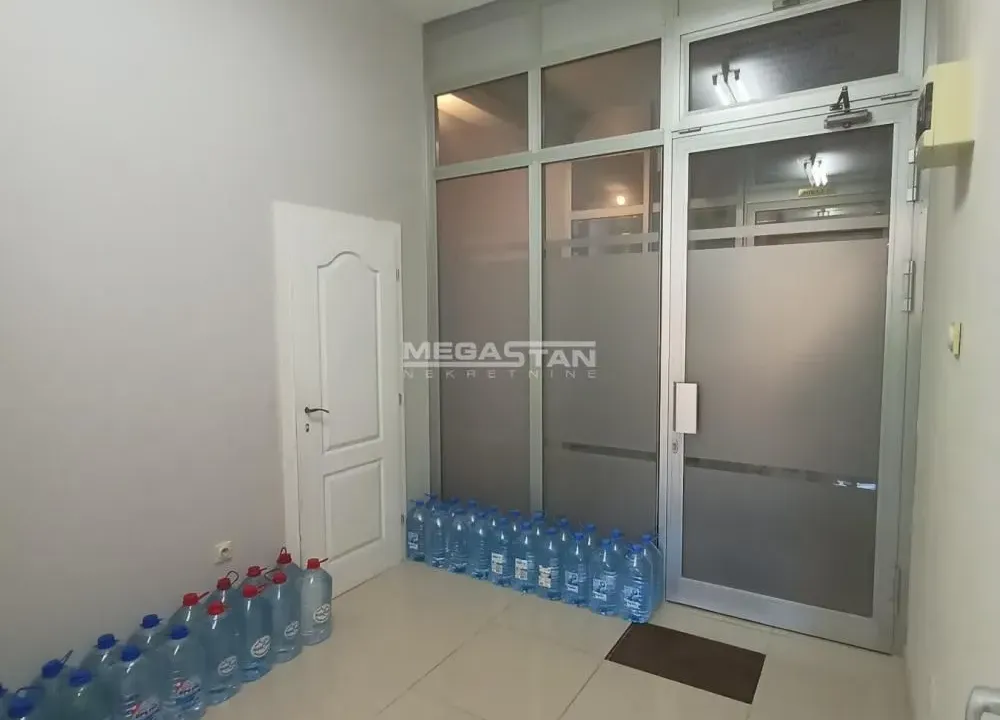 Prodaja, poslovni prostor, 20m², Nova Pazova, Stara Pazova