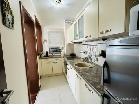 Prodaja, dvosoban stan, 81m², Dobrota, Kotor - image 4