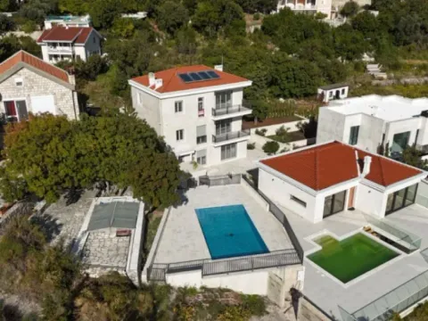 Prodaja, kuća, 270m², Budva, Crna Gora - image 8