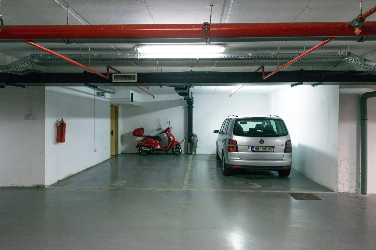 Rent, one bedroom apartment, 77m², Bulevar, Budva