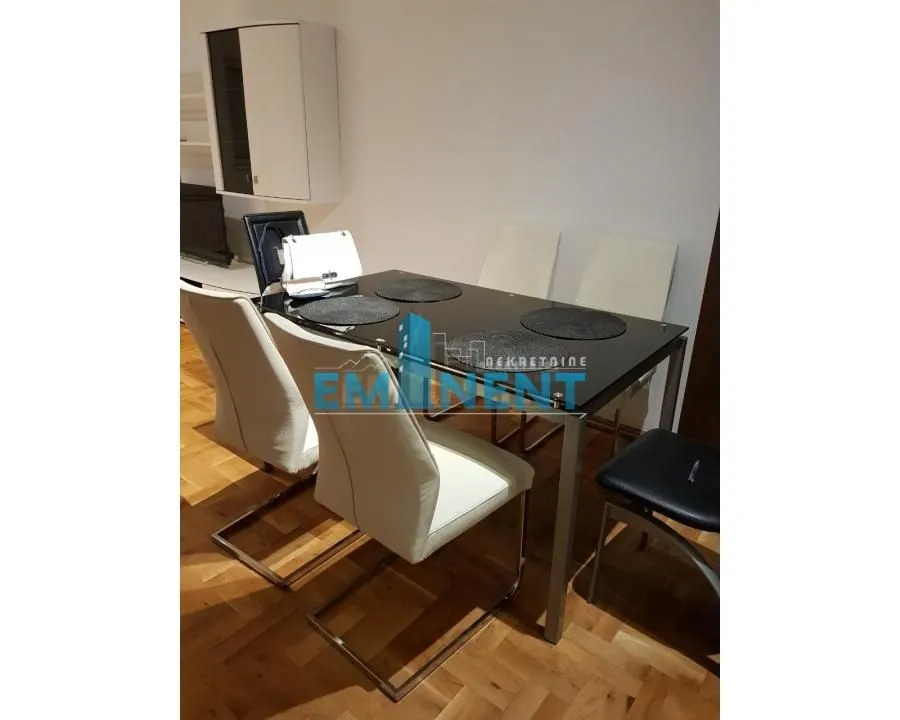 Izdavanje, dvosoban stan, 62m², Palilula Sve Podlokacije, Beograd