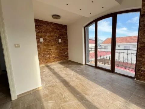 Prodaja, kuća, 360m², Bečići, Budva - image 4