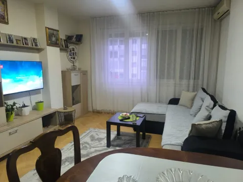 Prodaja, jednosoban stan, 36m², Preko Morače, Podgorica - image 1
