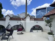 Izdavanje, trosoban stan, 85m², Senjak, Beograd - image 8