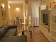 Izdavanje, dvosoban stan, 64m², Centar, Novi Sad - image 1