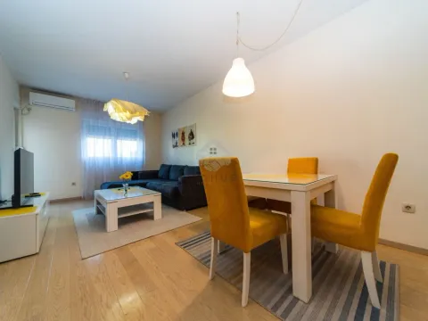 Izdavanje, jednosoban stan, 49m², City Kvart, Podgorica - image 4