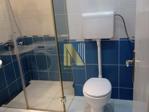 Izdavanje, trosoban stan, 82m², Centar, Novi Sad - image 19