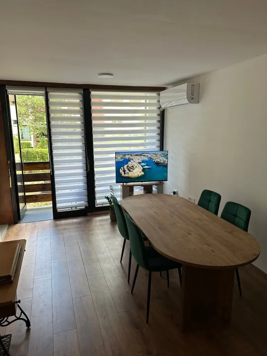 Rent, one bedroom apartment, 54m², Centar, Cetinje