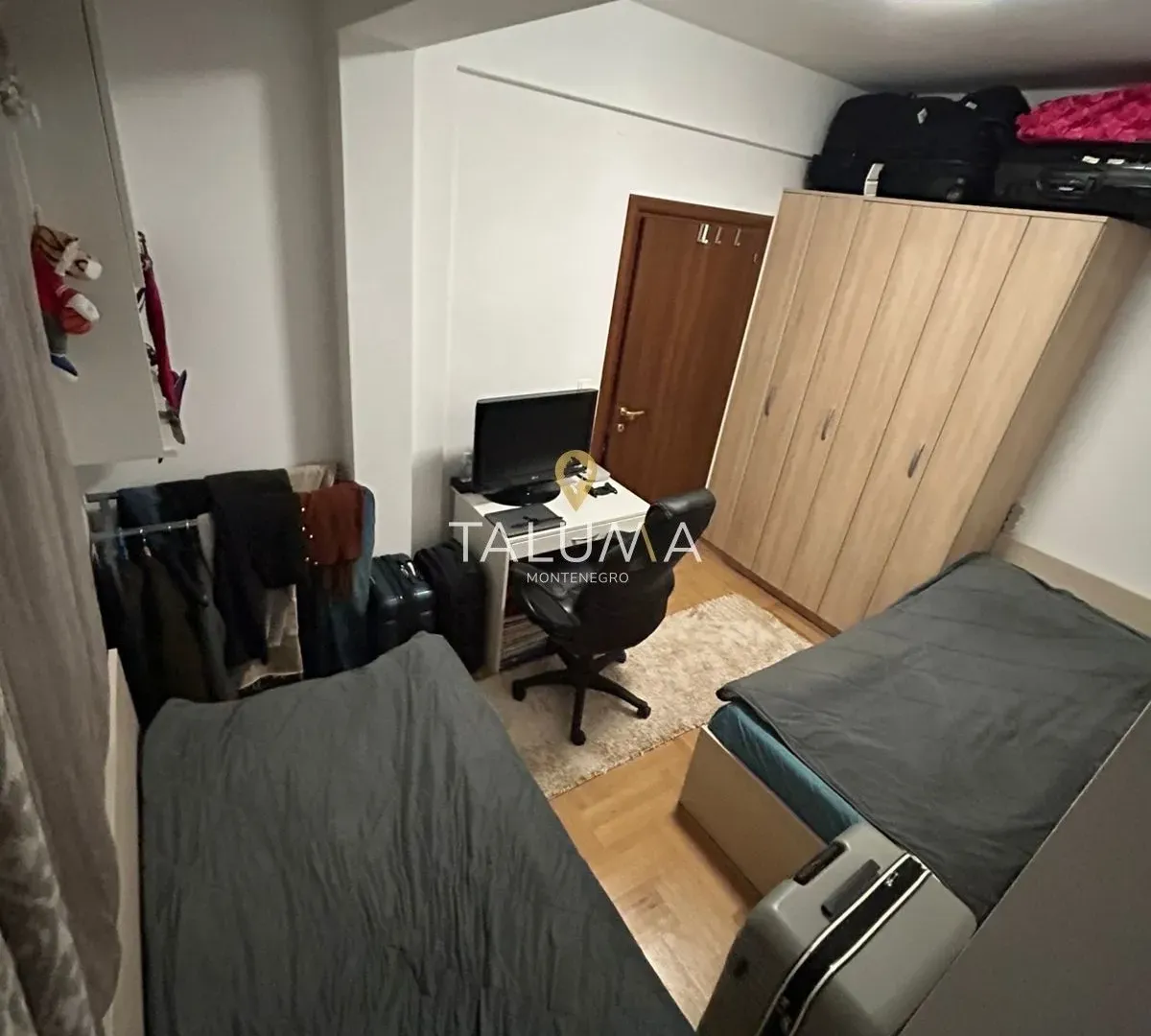 Prodaja, dvosoban stan, 72m², Momišići, Podgorica