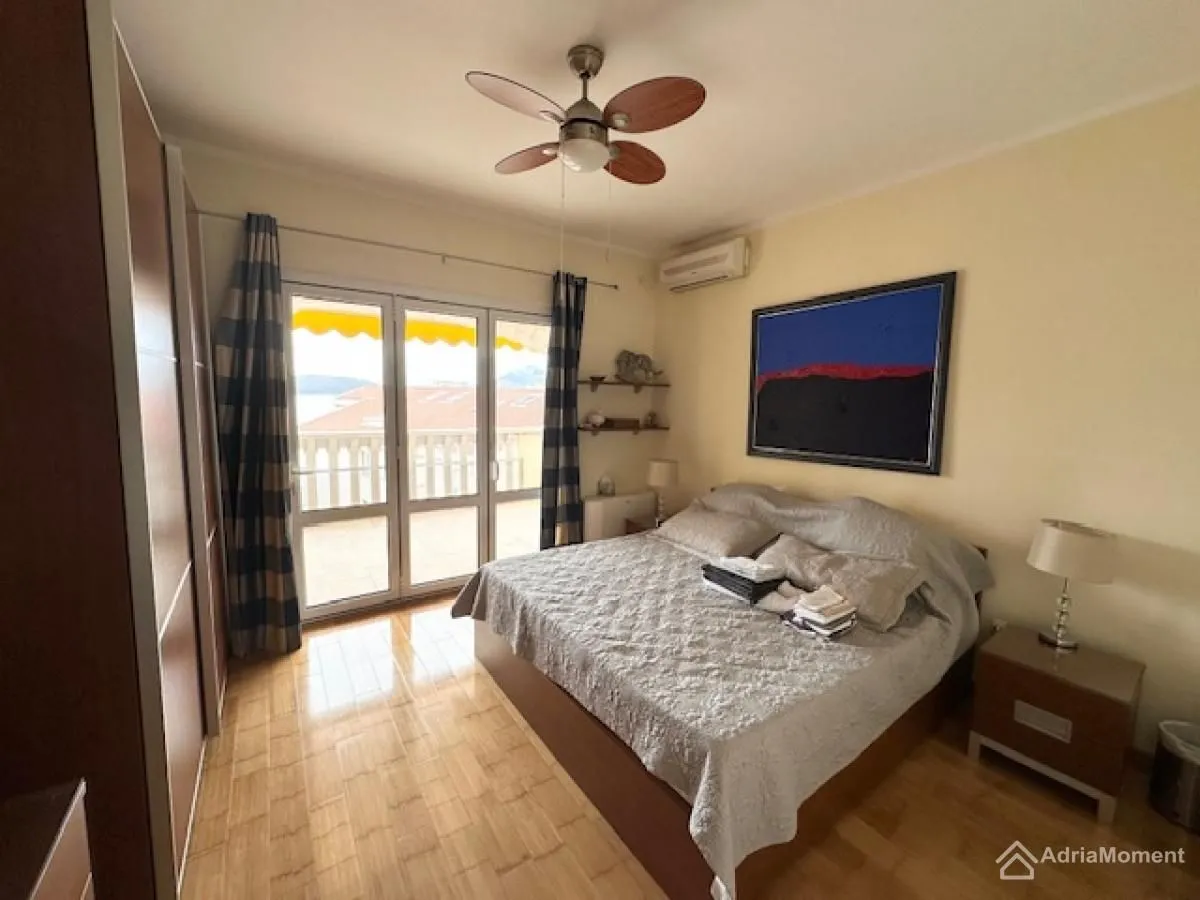 Sale, four bedroom apartment, 170m², Pržno, Budva