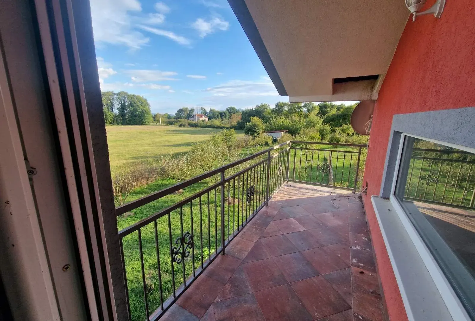 Prodaja, kuća, 240m², Danilovgrad, Crna Gora