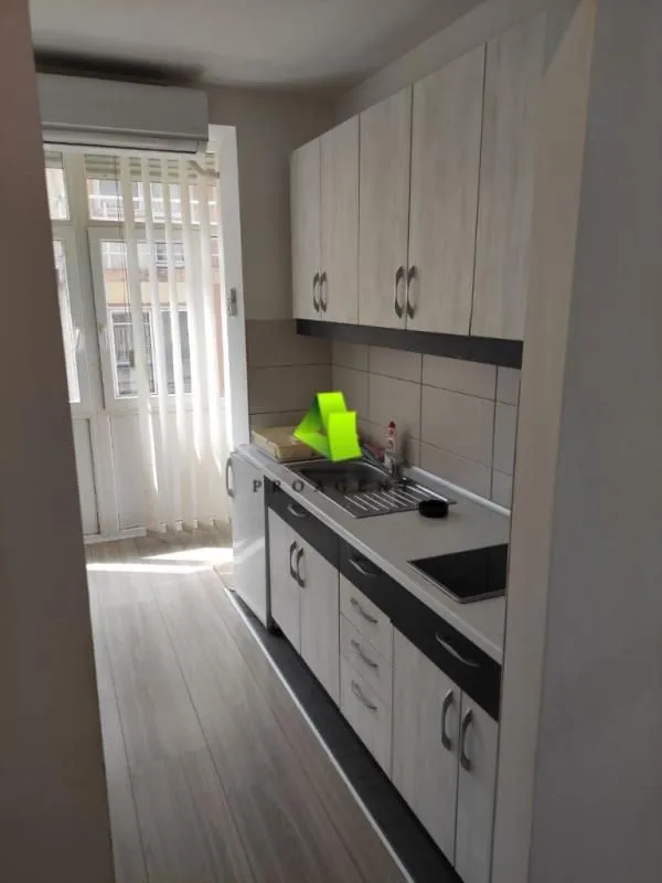 Rent, office space, 44m², Medijana, Niš