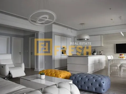 Prodaja, dvosoban stan, 97m², Budva, Crna Gora - image 1