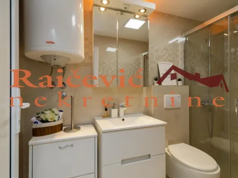 Prodaja, poslovni prostor, 57m², Kalenić Pijaca, Vračar Sve Podlokacije - image 15