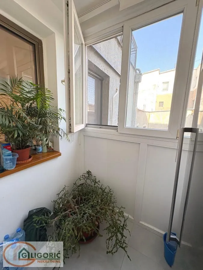 Prodaja, trosoban stan, 86m², Gundulićev Venac, Beograd